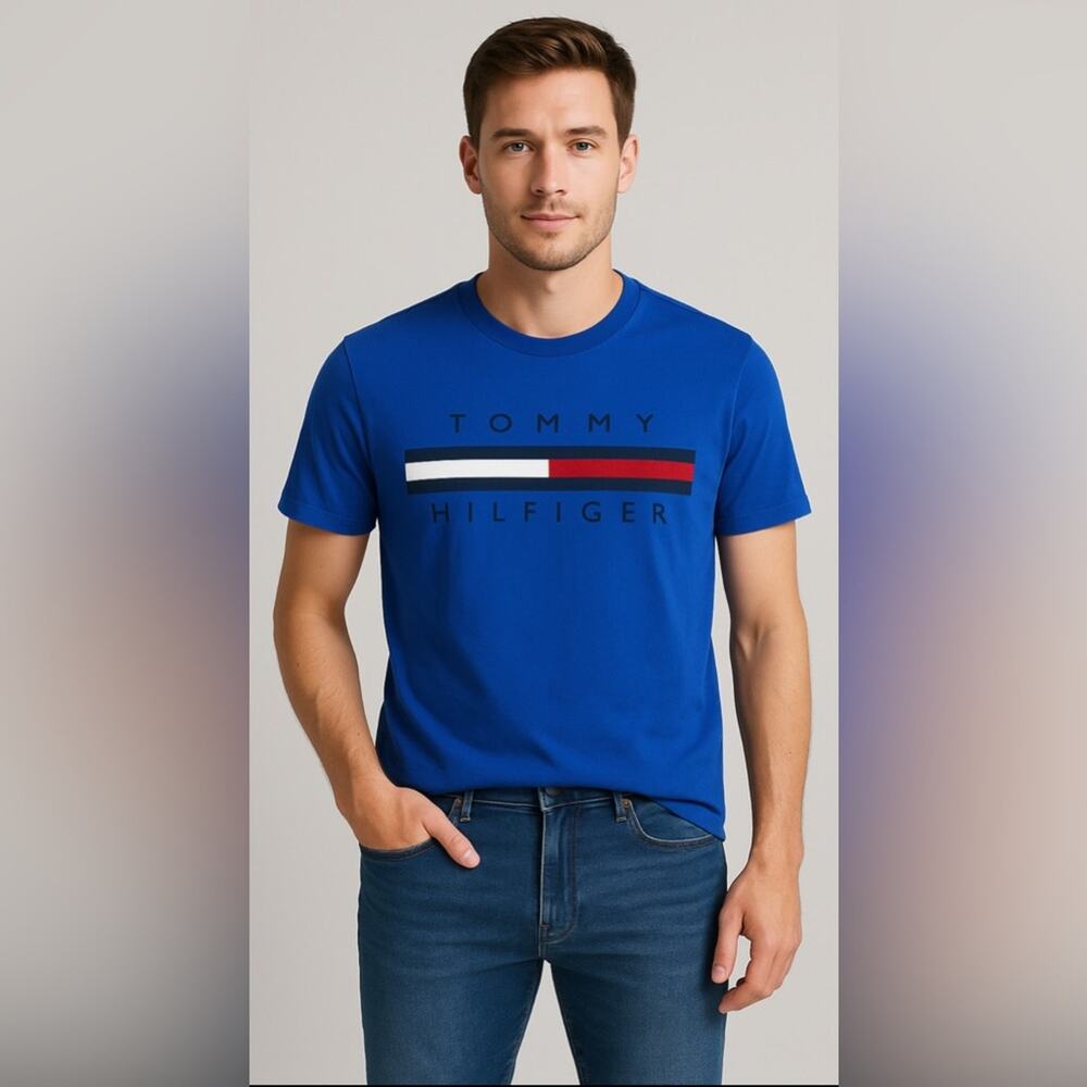Tommy Hilfiger Men's Royal Blue Graphic Tee Size Large